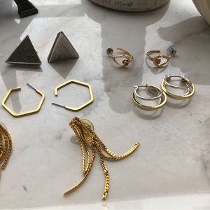 5$ a pair will deliver for 5$